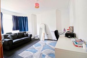 Living Room- click for photo gallery